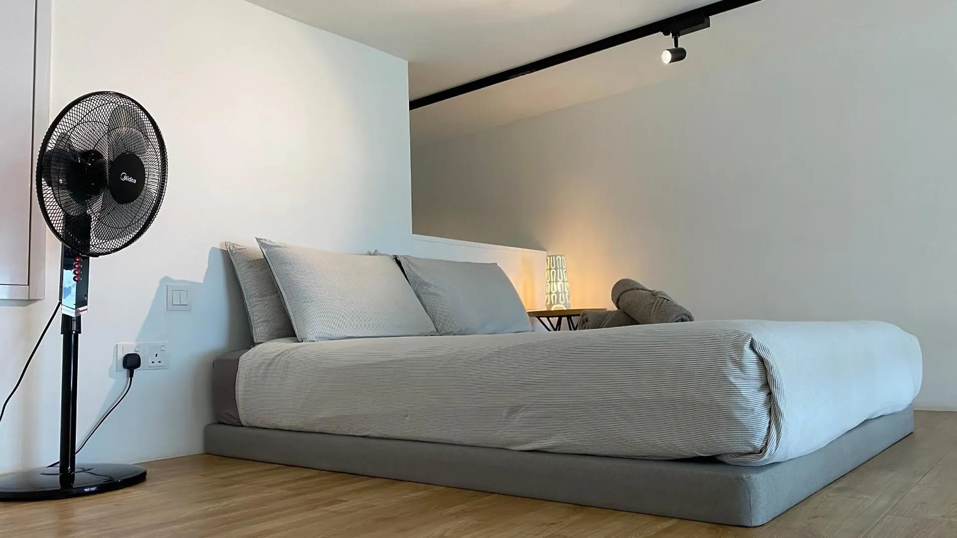 Lynhomes 213 The Establishment Bangsar Kl Sentral Studio Loft 쿠알라룸푸르 아파트