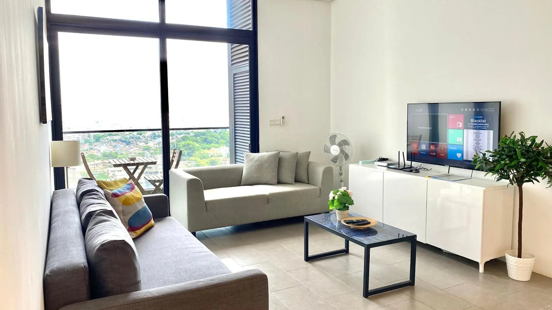 아파트 Lynhomes 213 The Establishment Bangsar Kl Sentral Studio Loft 쿠알라룸푸르 말레이시아